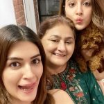 Nupur Sanon Family - With Mother And Sister