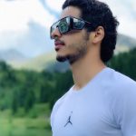 Ishaan Khattar Bio