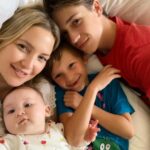 Kate Hudson With Her Children