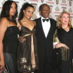 Sidney Poitier With His Wife And Daughters