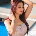 Mahira Sharma Hot Image