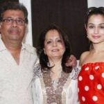 Ameesha Patel Father