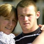 Wayne Rooney With His Mother