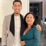 Roberto Firmino With His Mother