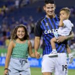 James Rodríguez With His Children