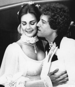 Lynda Carter with former husband Ron Samuels at their wedding