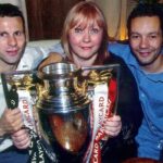 Ryan Giggs Young Age Picture With His Brother And Mother