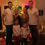 Bernd Leno With His Brother, Wife And Brother's Kids