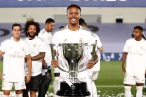 Éder Militão