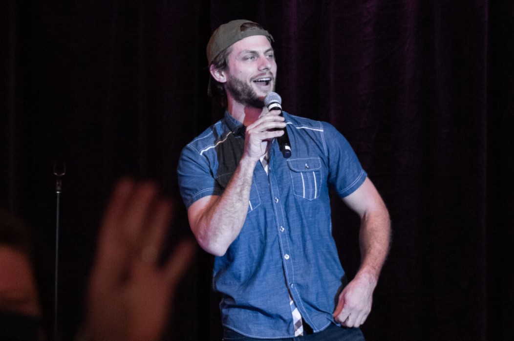 Charlie Berens performing