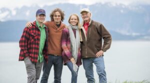 Jewel Kilcher with her father and other Members