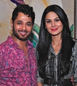 Anupam Mittal with wife