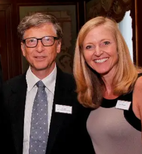 Bill Gates with sister Libby