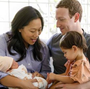 Mark Zuckerberg with wife & daughters