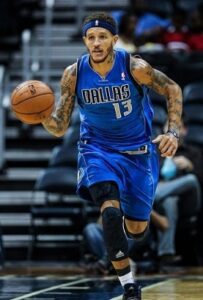 Delonte West Playing for Dallas