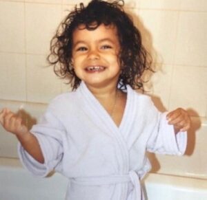 Laysla De Olivia as a Kid