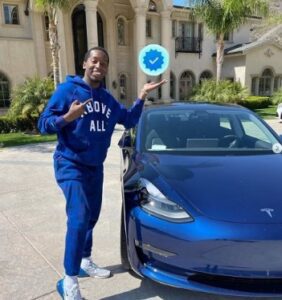 Markell Washington Car Tesla