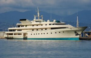 Al Waleed Bin Talal Saud Yacht Kingdom 5KR