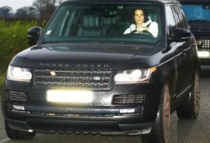 Edinson Cavani's Rangerover