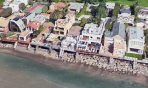 Sheldon Adelson House in Malibu Colony