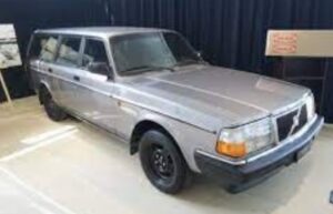 Volvo 245