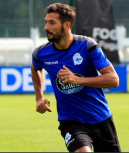 Celso Borges playing for Deportivo La Coruña