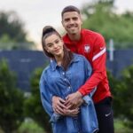 Jan Bednarek With His Girlfriend Or Wife