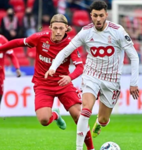 Selim Amallah playing for Standard Liège