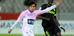 Yeltsin Tejda playing for Evian F.C.