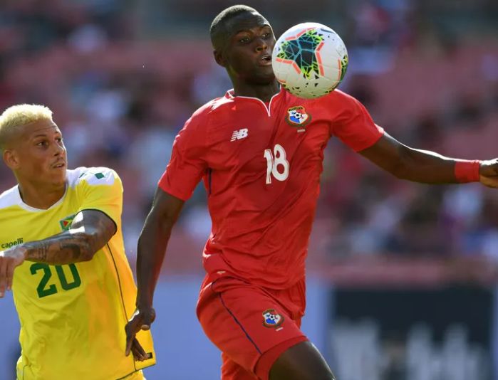 Abdiel Arroyo playing for Panama