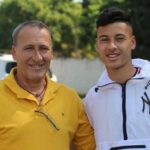 Gabriel Martinelli With His Father