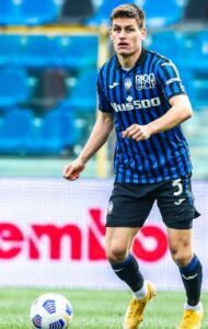 Joakim Maehle playing for Atalanta