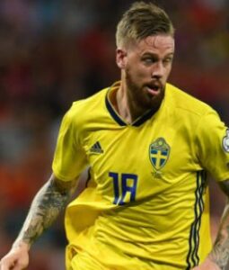 Pontus Jansson playing for Sweden