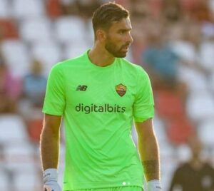 Rui Patricio playing for Roma