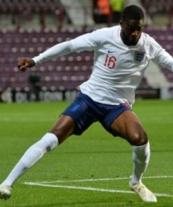 Fikayo Tomori playing for England