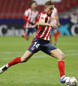 Marcos Llorente playing for Atlético Madrid