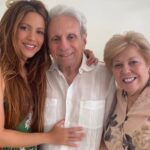 Shakira With Her Parents