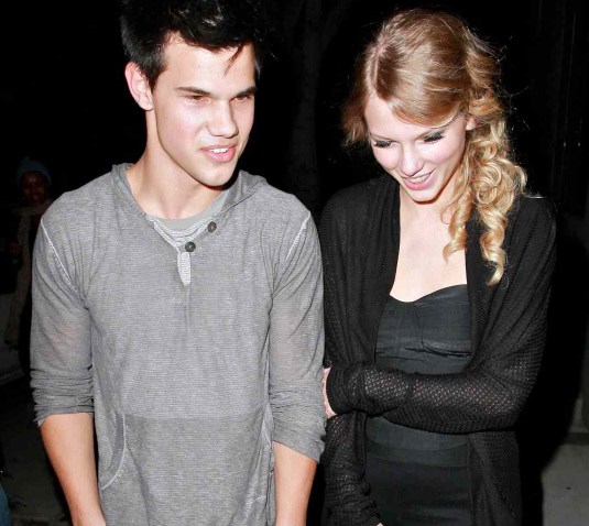 Taylor Swift With Her Ex. Boyfriend Taylor Lautner