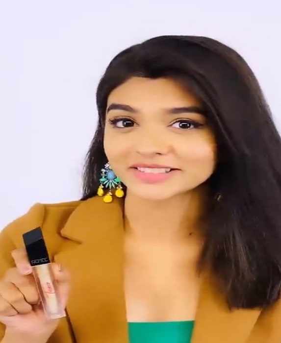 Pranali Rathod In The Ad Of RENÉE