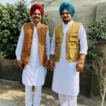 Sidhu Moose Wala With His Father