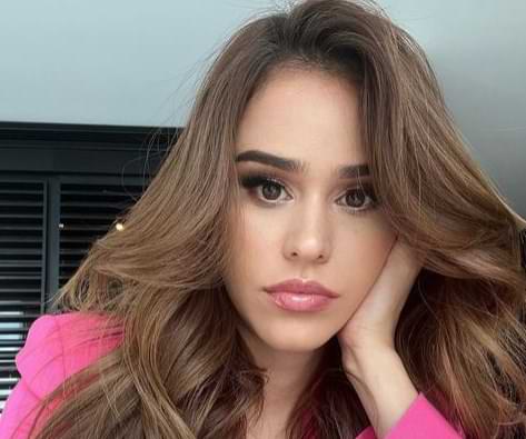 Yanet Garcia