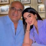 Khushi Kapoor with her father